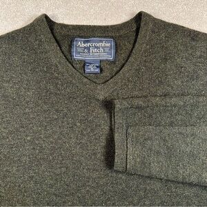Abercrombie & Fitch Men's Sweater V Neck Lambswool Olive Green XLarge
